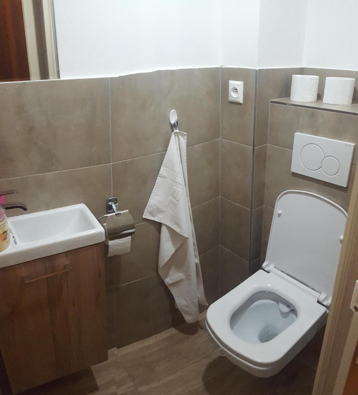 Chata Triomint Senec Exteriör bild